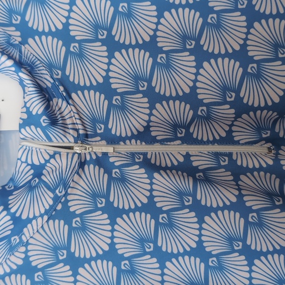 NWT Shell Patterned 3/4 Zip Athletic Top - Picture 4 of 7